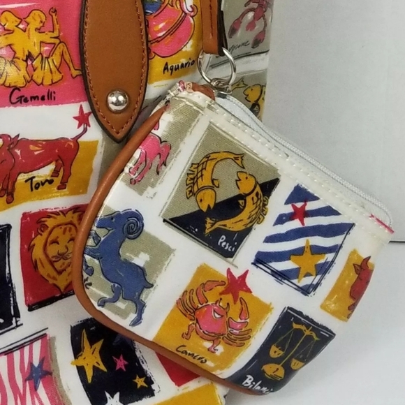 Franco Sarto Horiscope Themed PVC Handbag Coin Prs - Picture 4 of 9